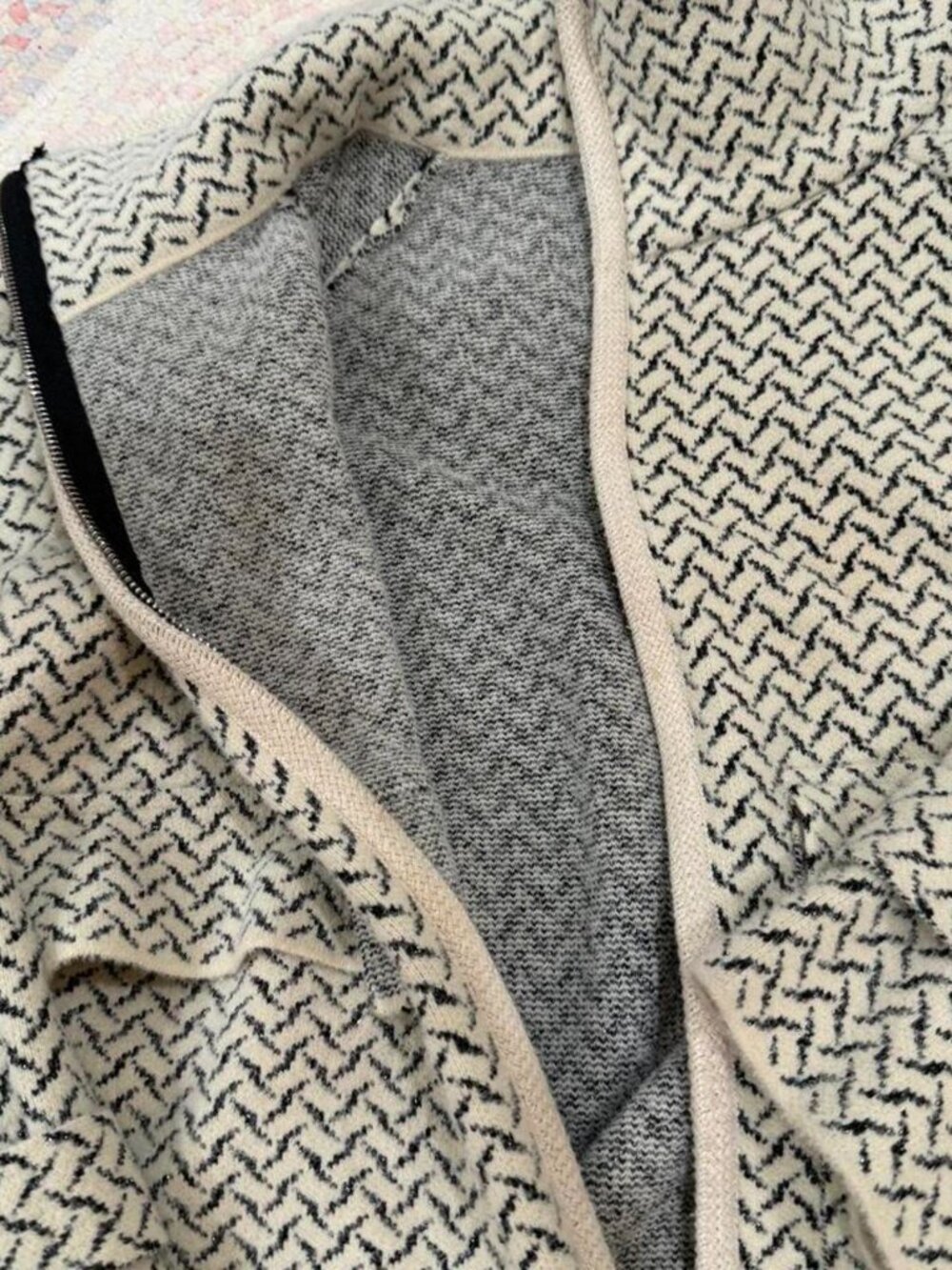 Women's jacket - Picture 3 of 3
